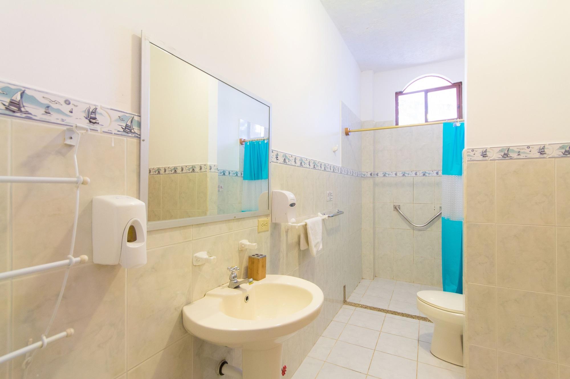 Hotel Twin Galapagos بويرتو أيورا المظهر الخارجي الصورة