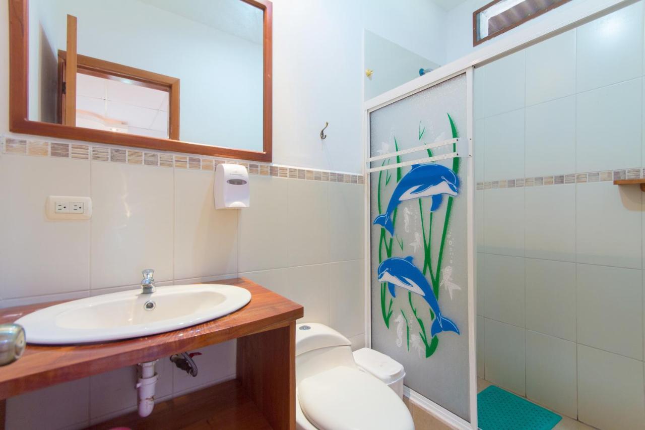 Hotel Twin Galapagos بويرتو أيورا المظهر الخارجي الصورة